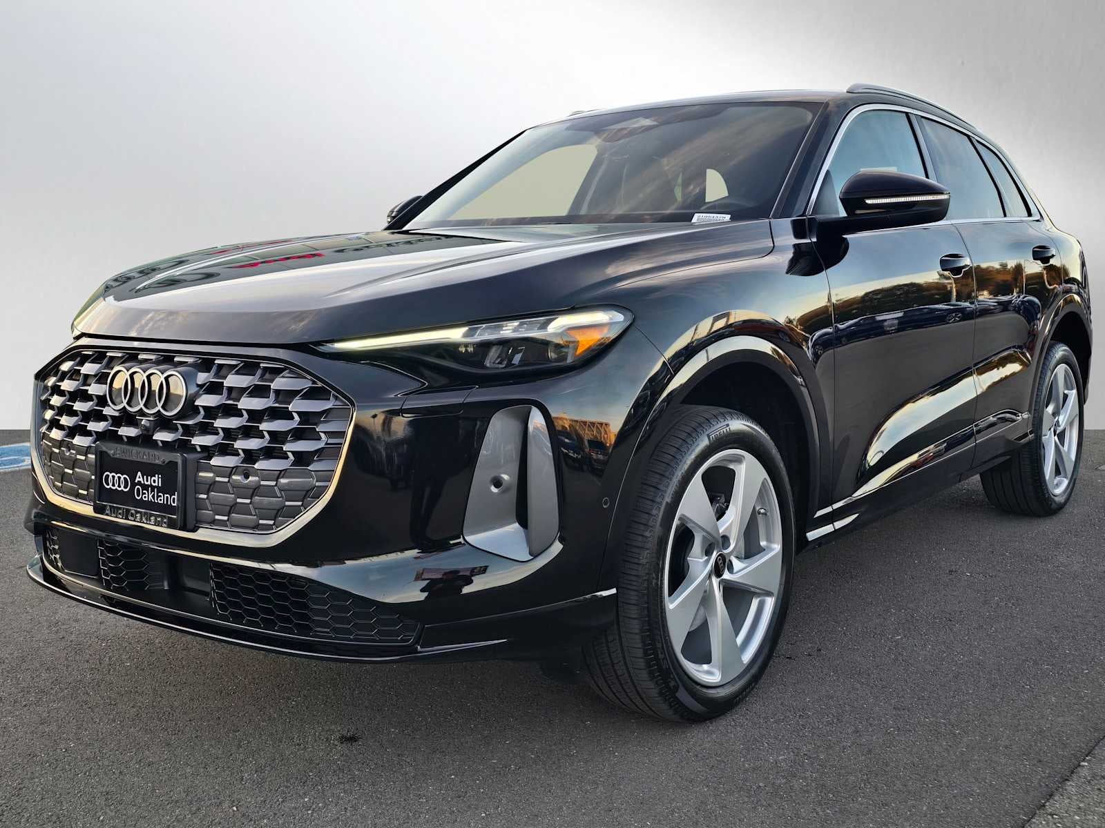 2025 Audi Q5 Premium Plus