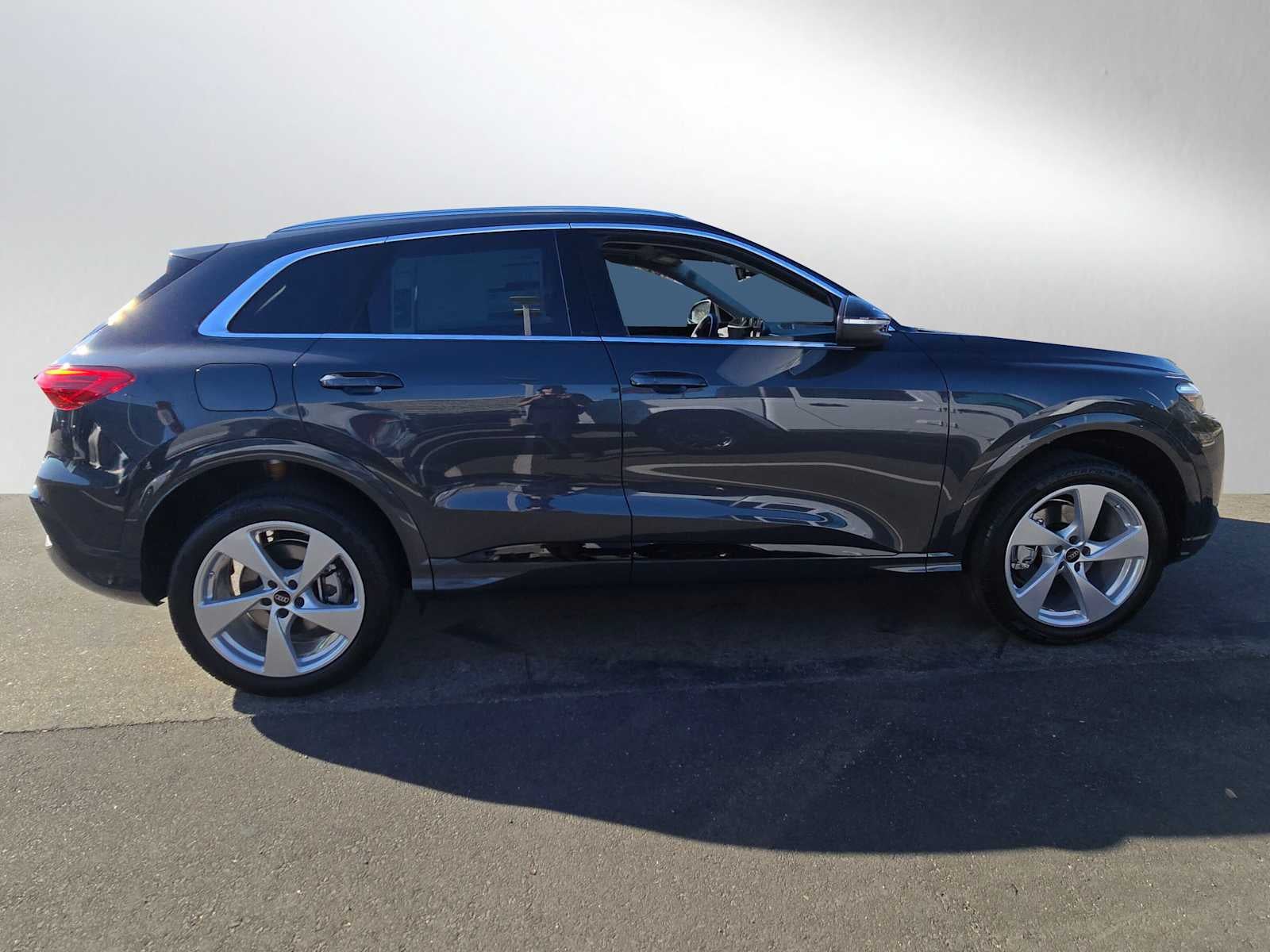 2025 Audi New Q5 Premium Plus