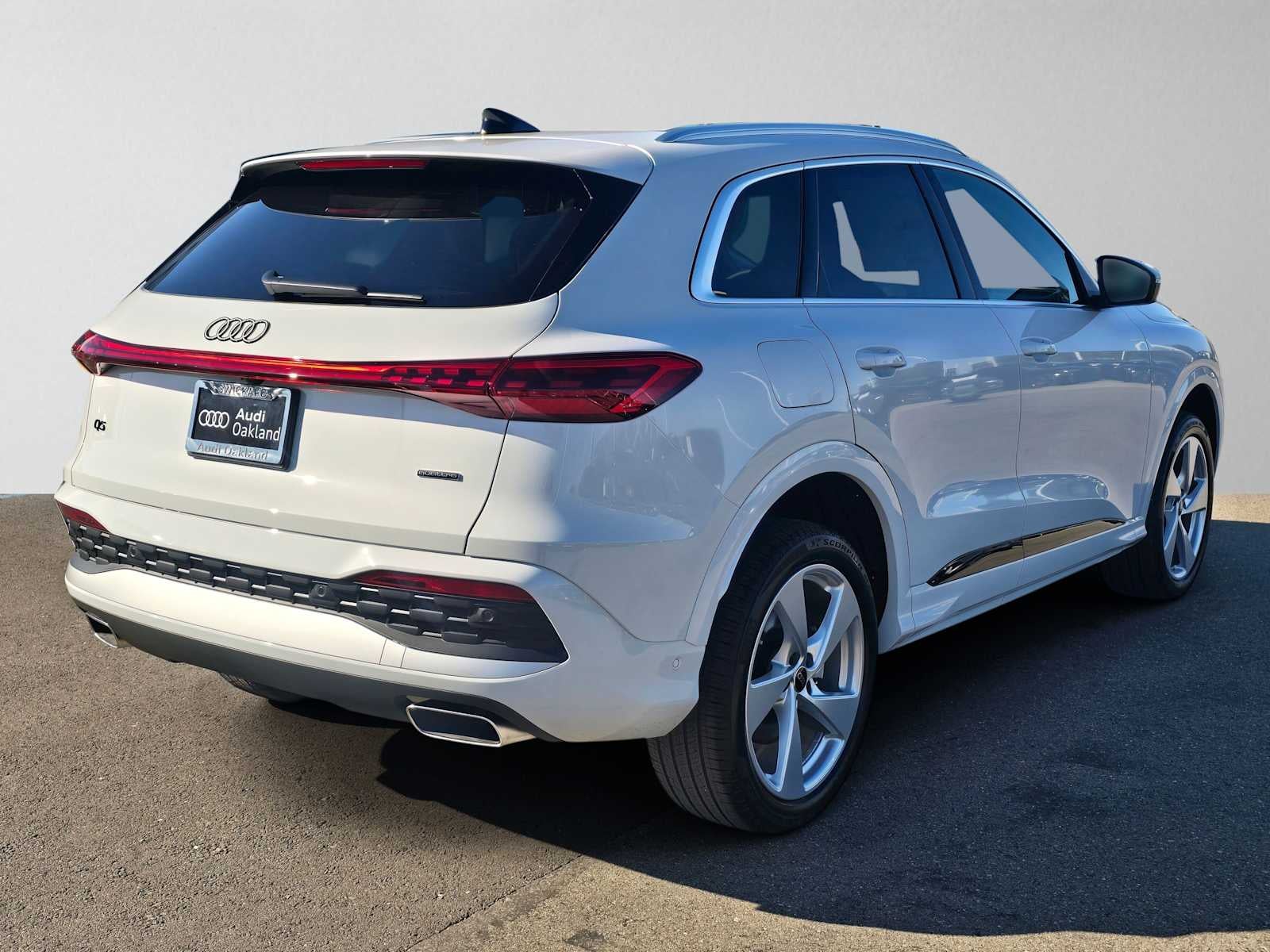 2025 Audi Q5 Premium Plus