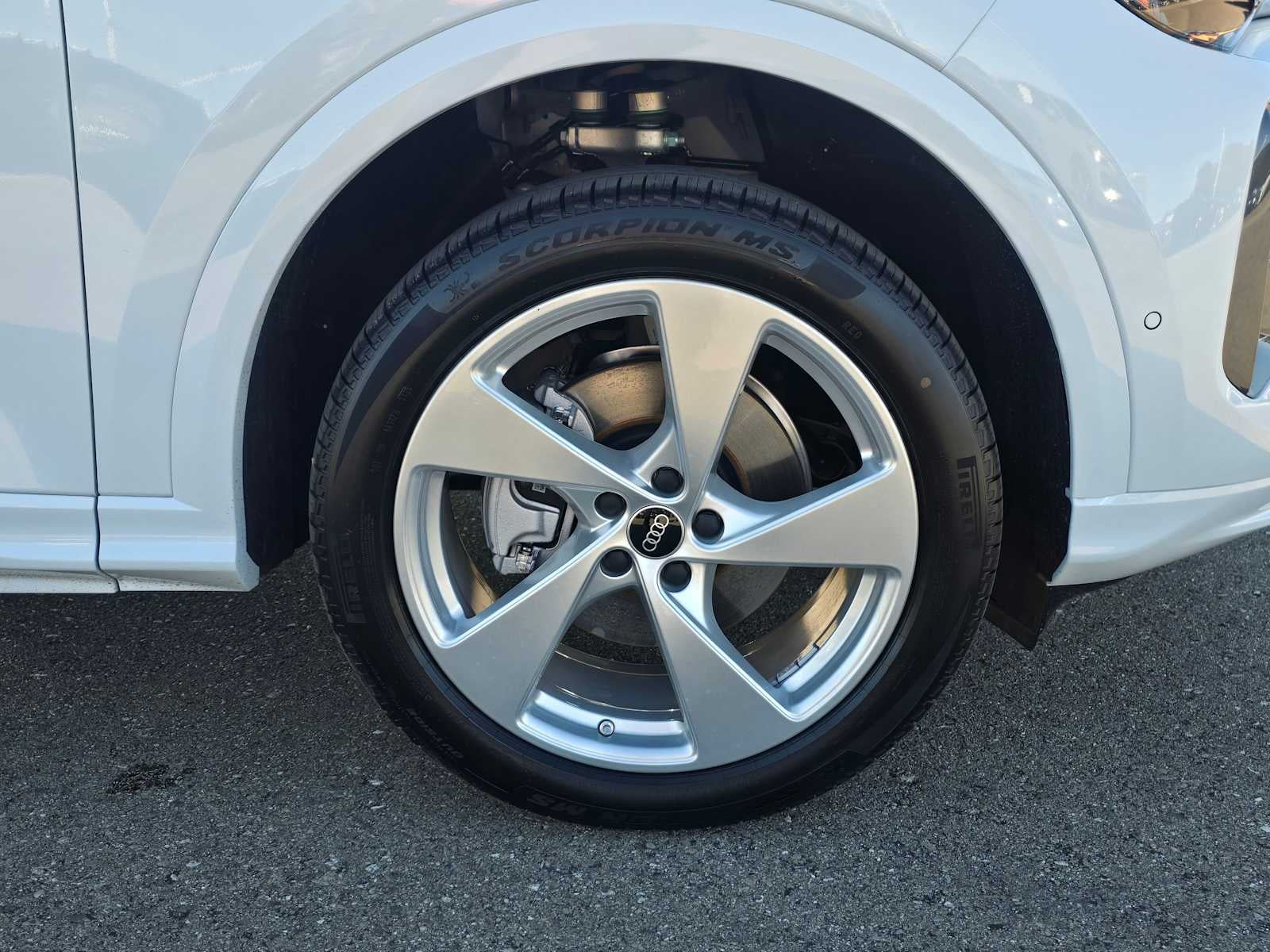 2025 Audi Q5 Premium Plus