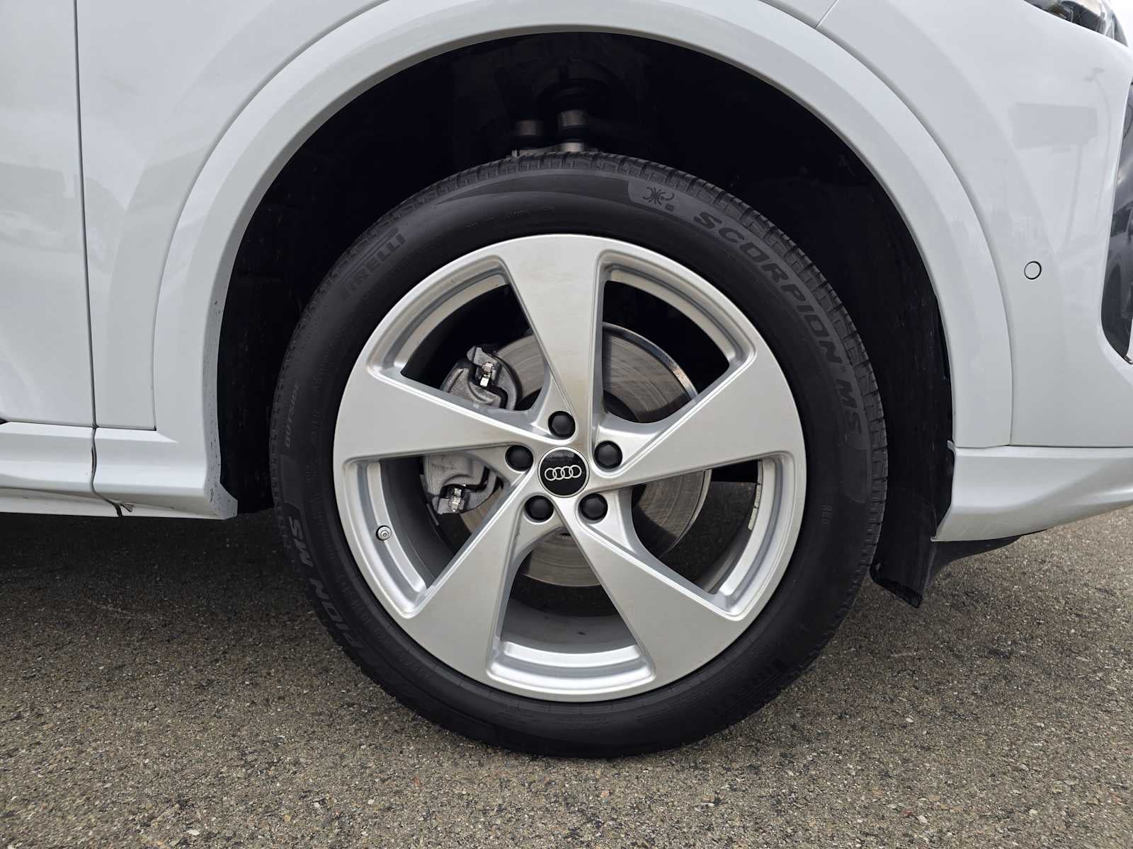 2025 Audi New Q5 Premium Plus