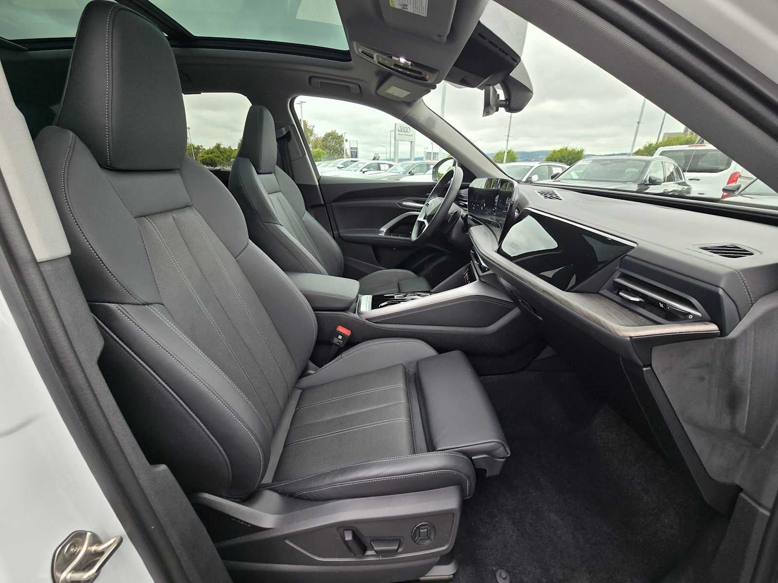 2025 Audi New Q5 Premium Plus