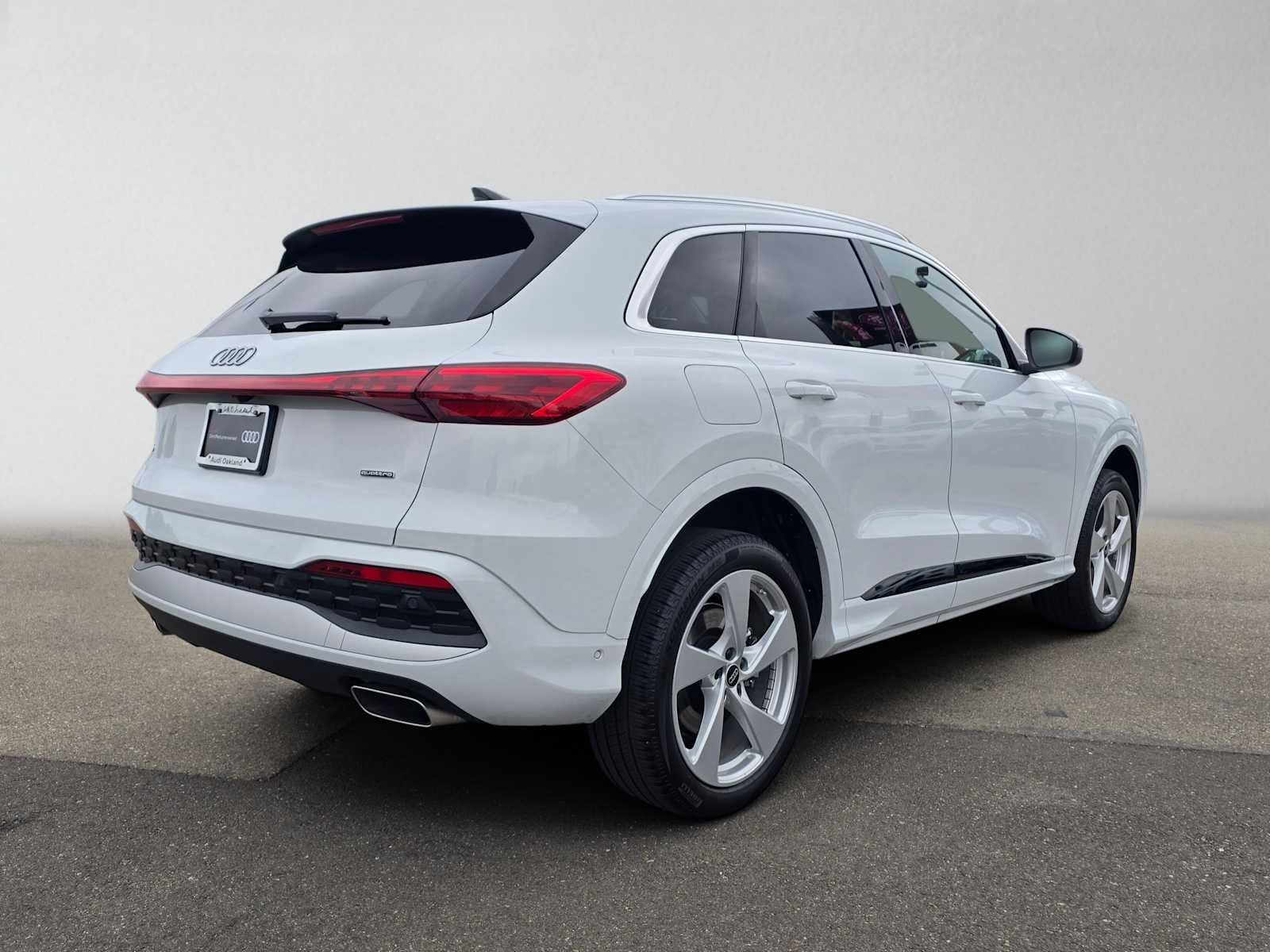 2025 Audi New Q5 Premium Plus