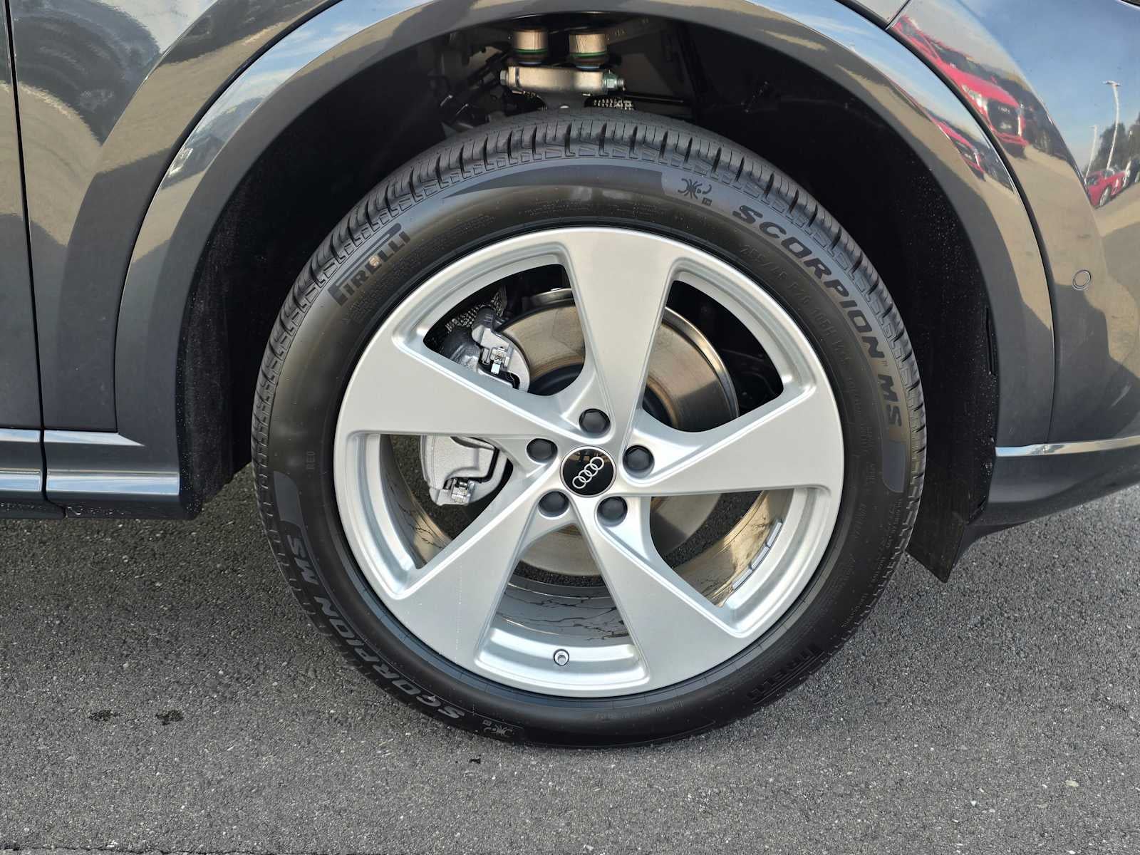 2025 Audi Q5 Premium Plus