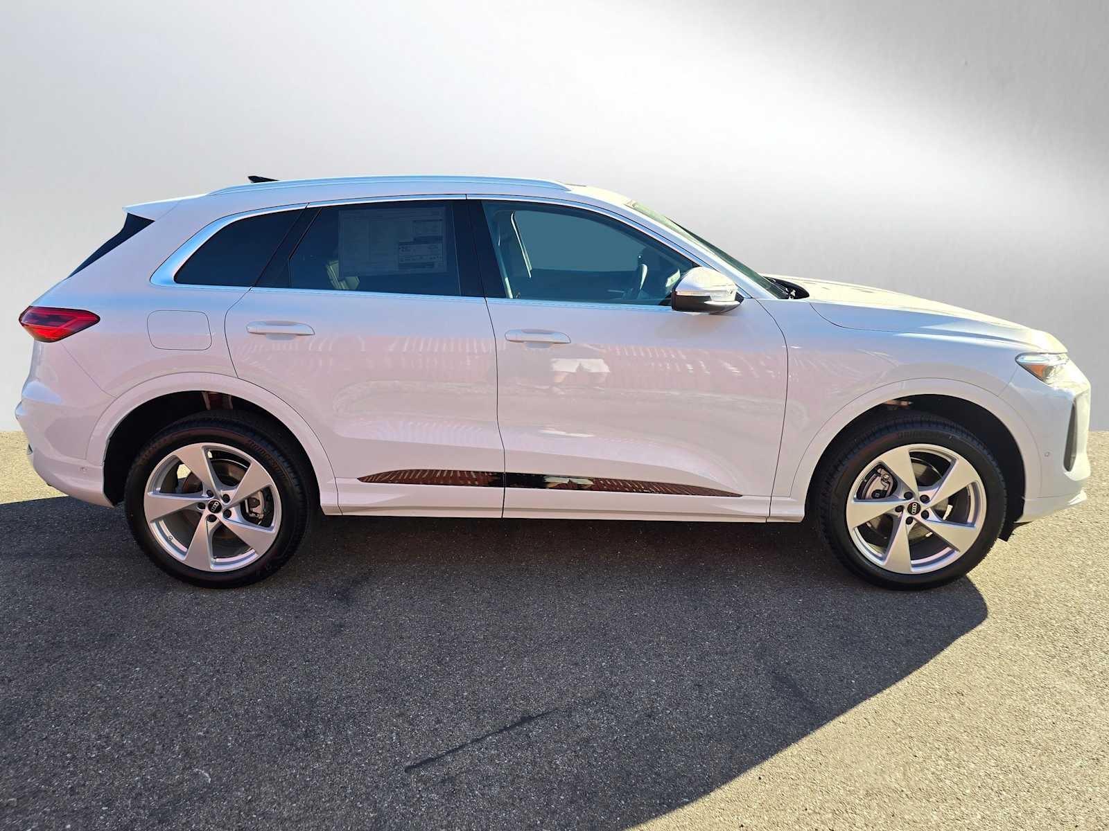 2025 Audi New Q5 Premium Plus