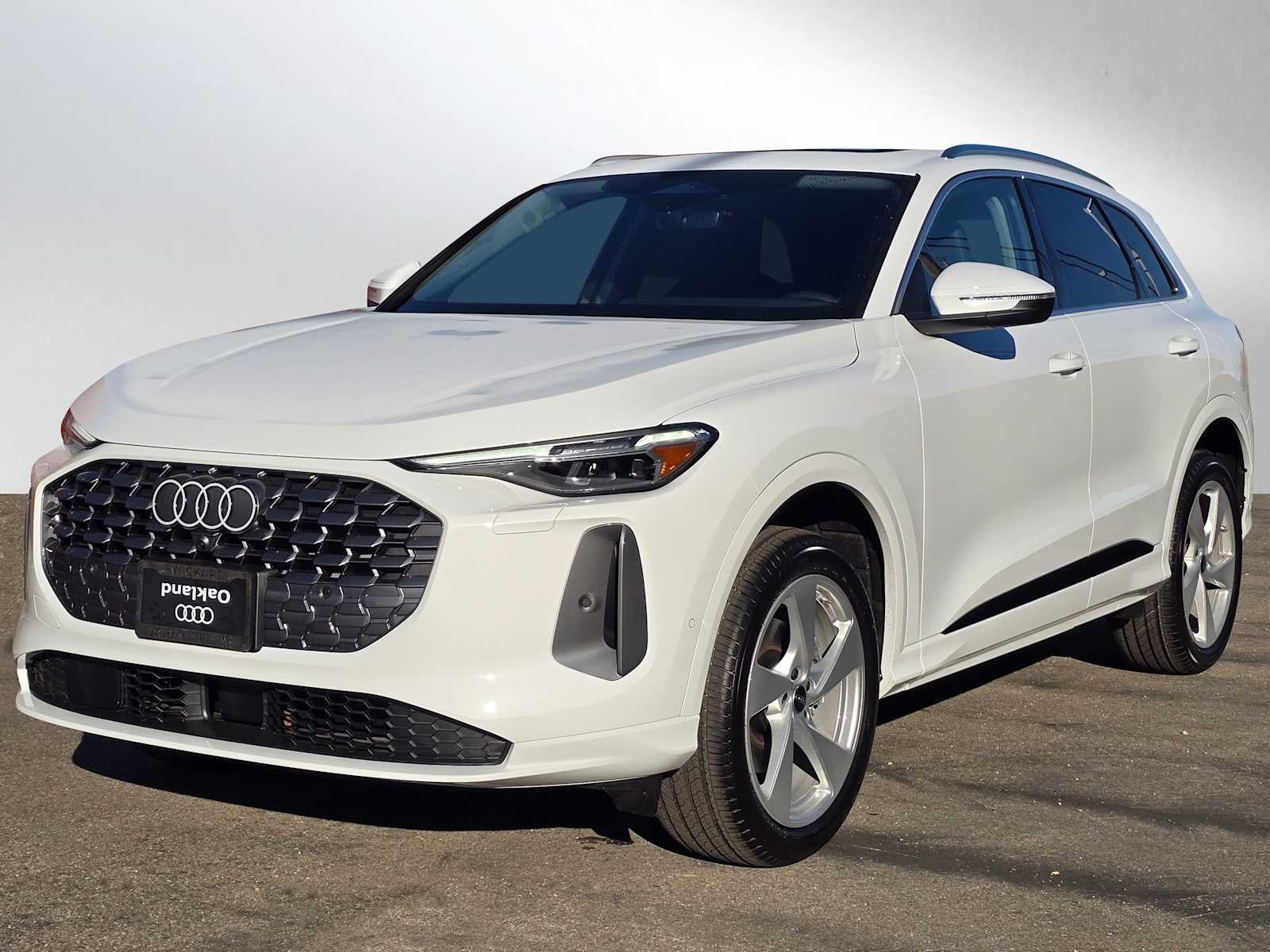 2025 Audi New Q5 Premium Plus