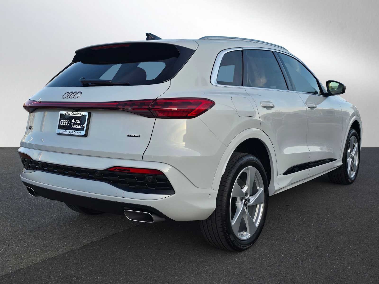 2025 Audi Q5 Premium Plus