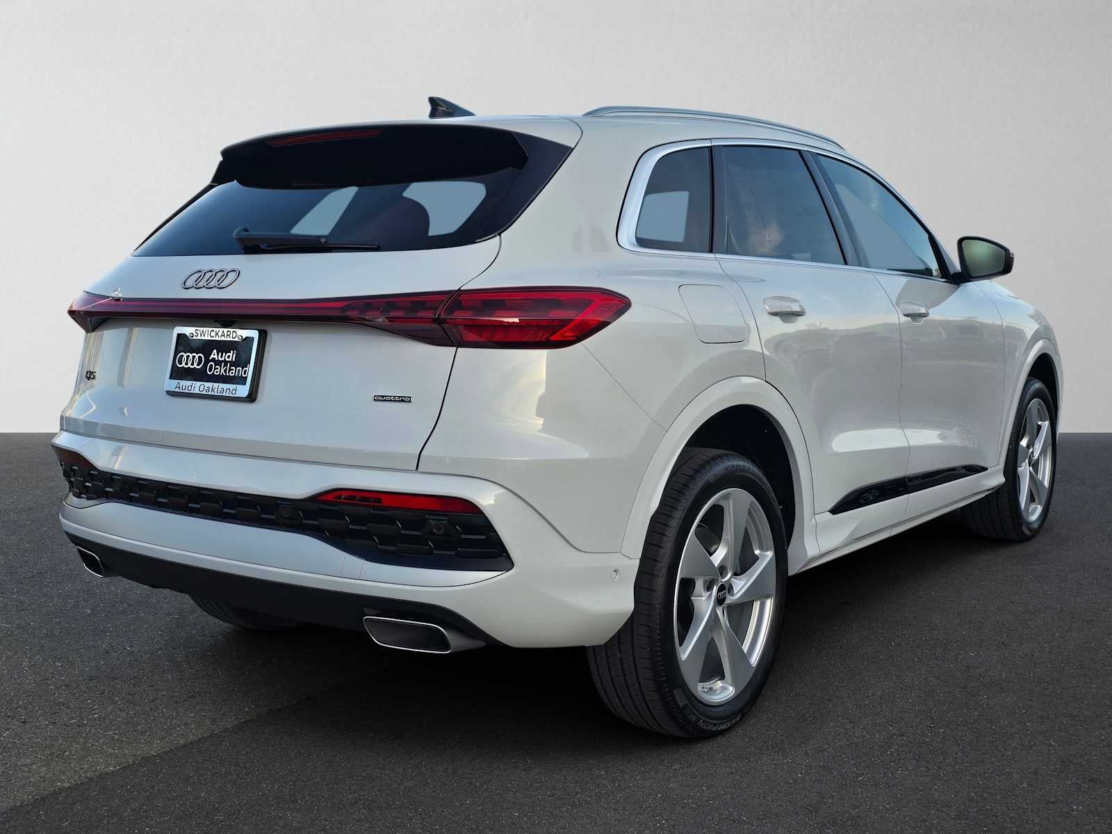 2025 Audi Q5 Premium Plus