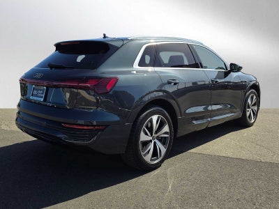 2024 Audi Q8 e-tron Premium Plus