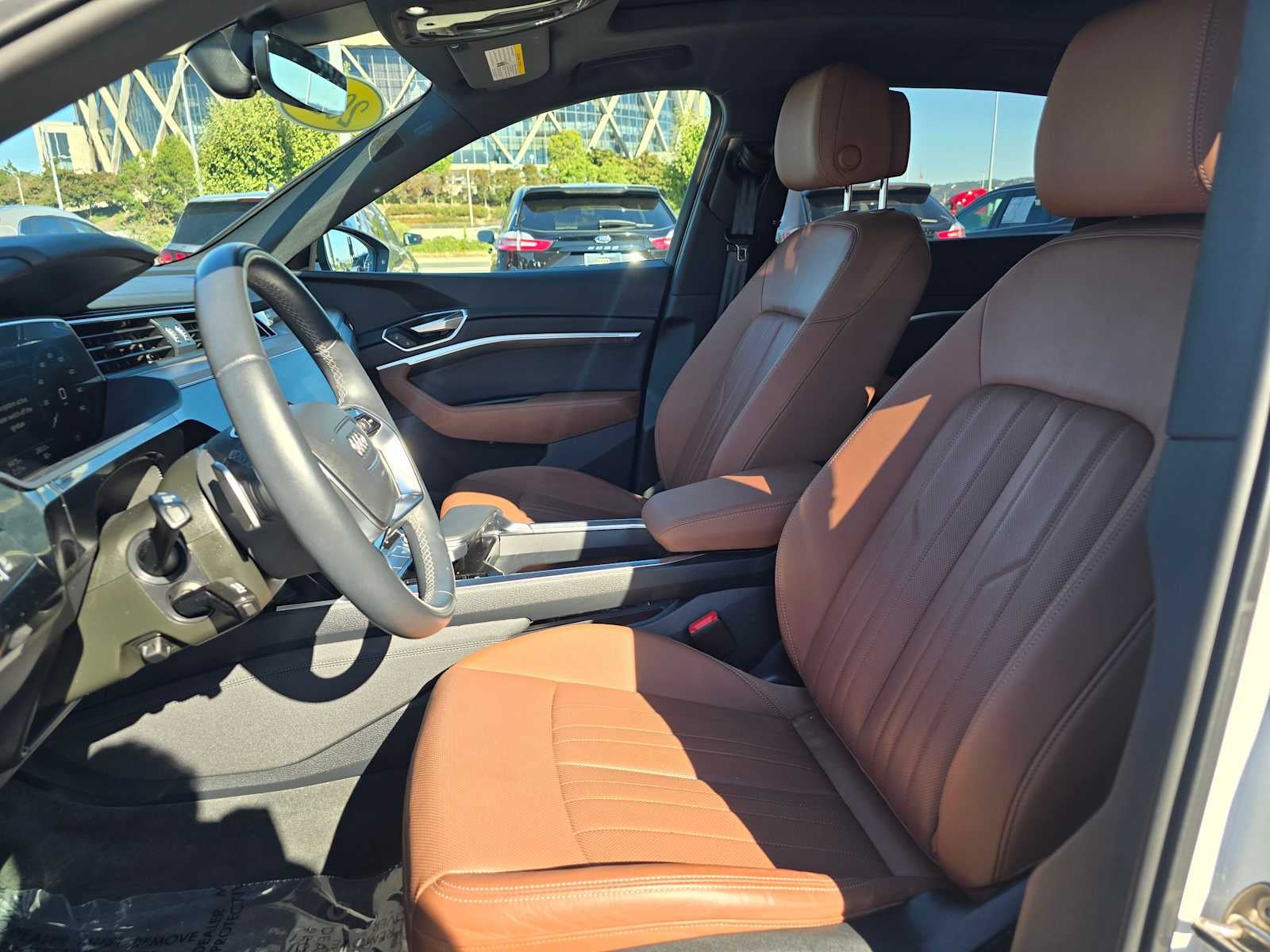 2024 Audi Q8 e-tron Premium Plus