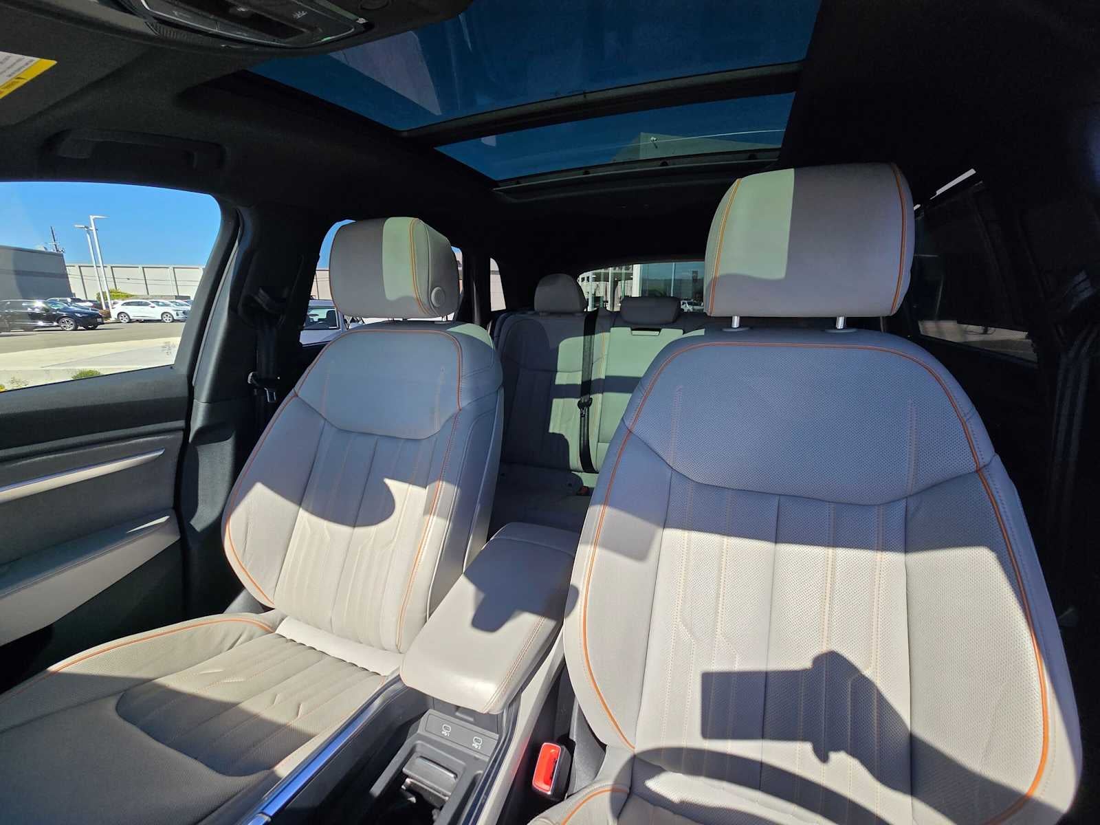 2024 Audi Q8 e-tron Prestige
