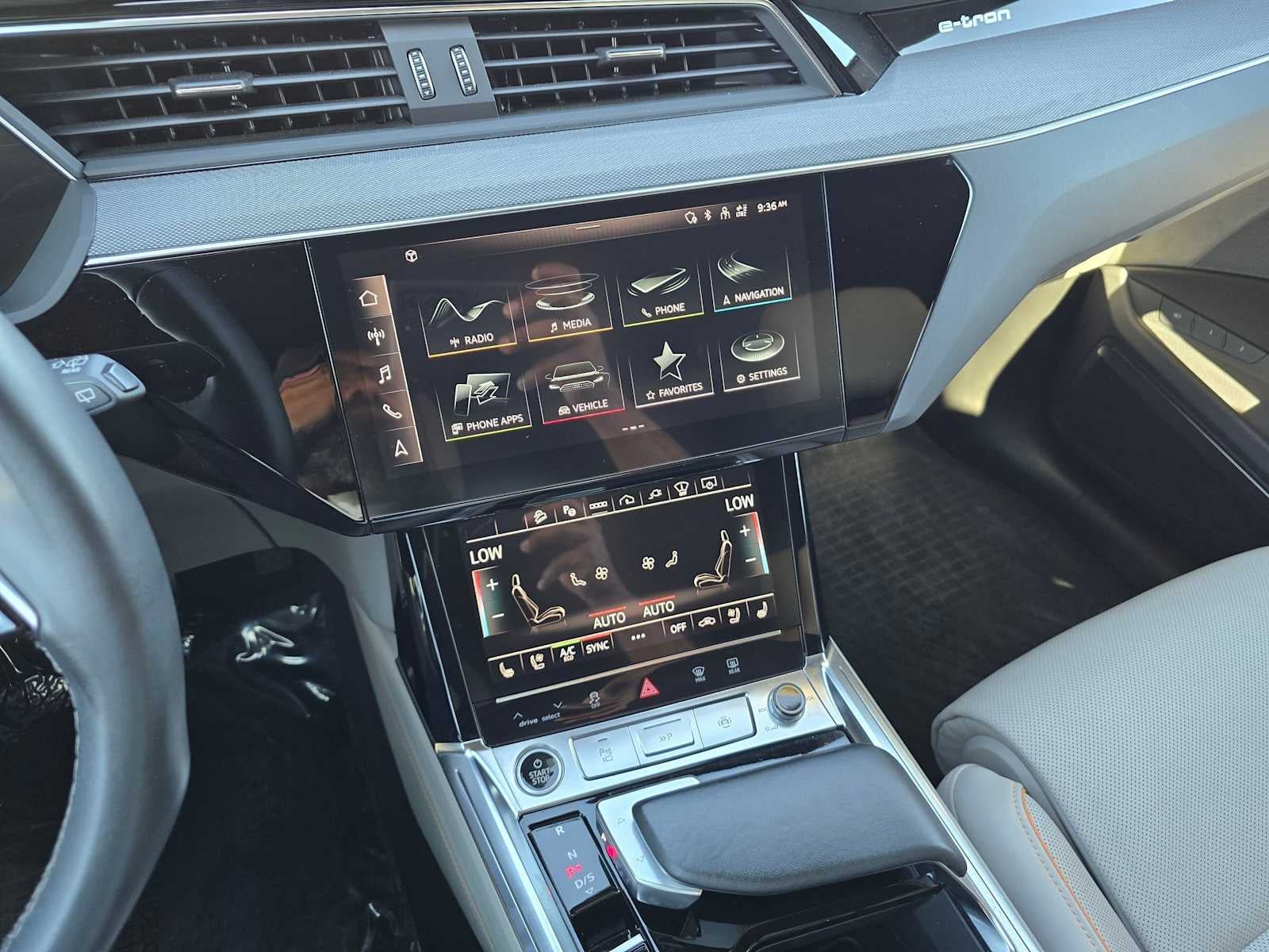 2024 Audi Q8 e-tron Prestige