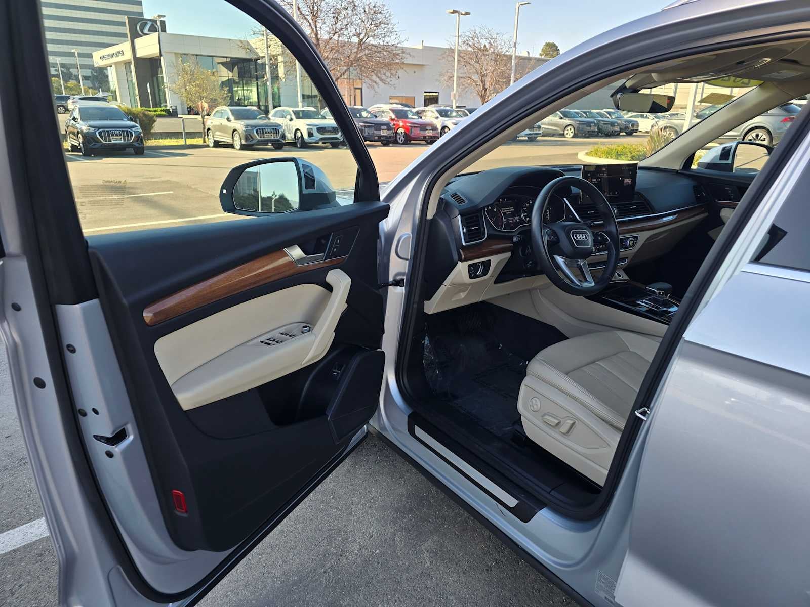 2023 Audi Q5 Premium