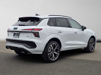 2026 Audi Q3 S line