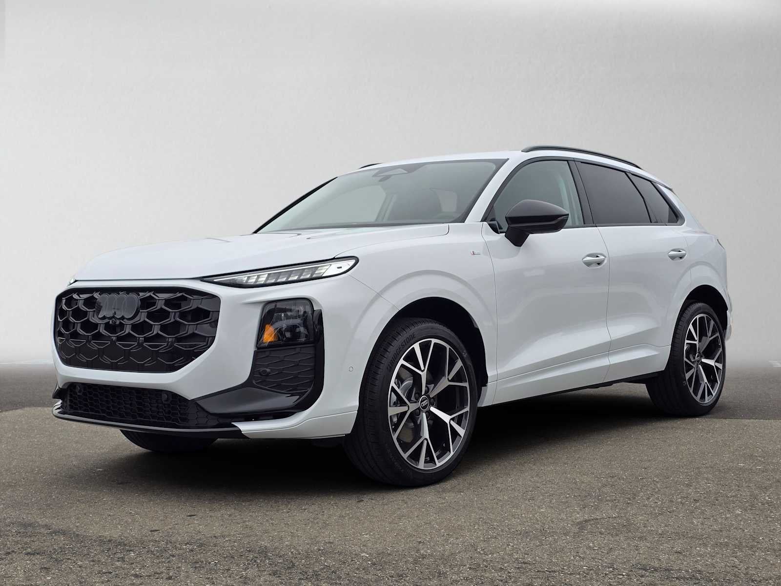 2026 Audi Q3 S line