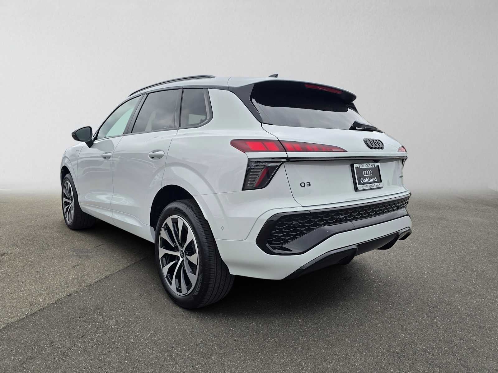 2026 Audi Q3 S line
