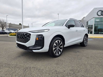 2026 Audi Q3 S line