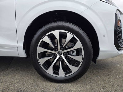 2026 Audi Q3 S line