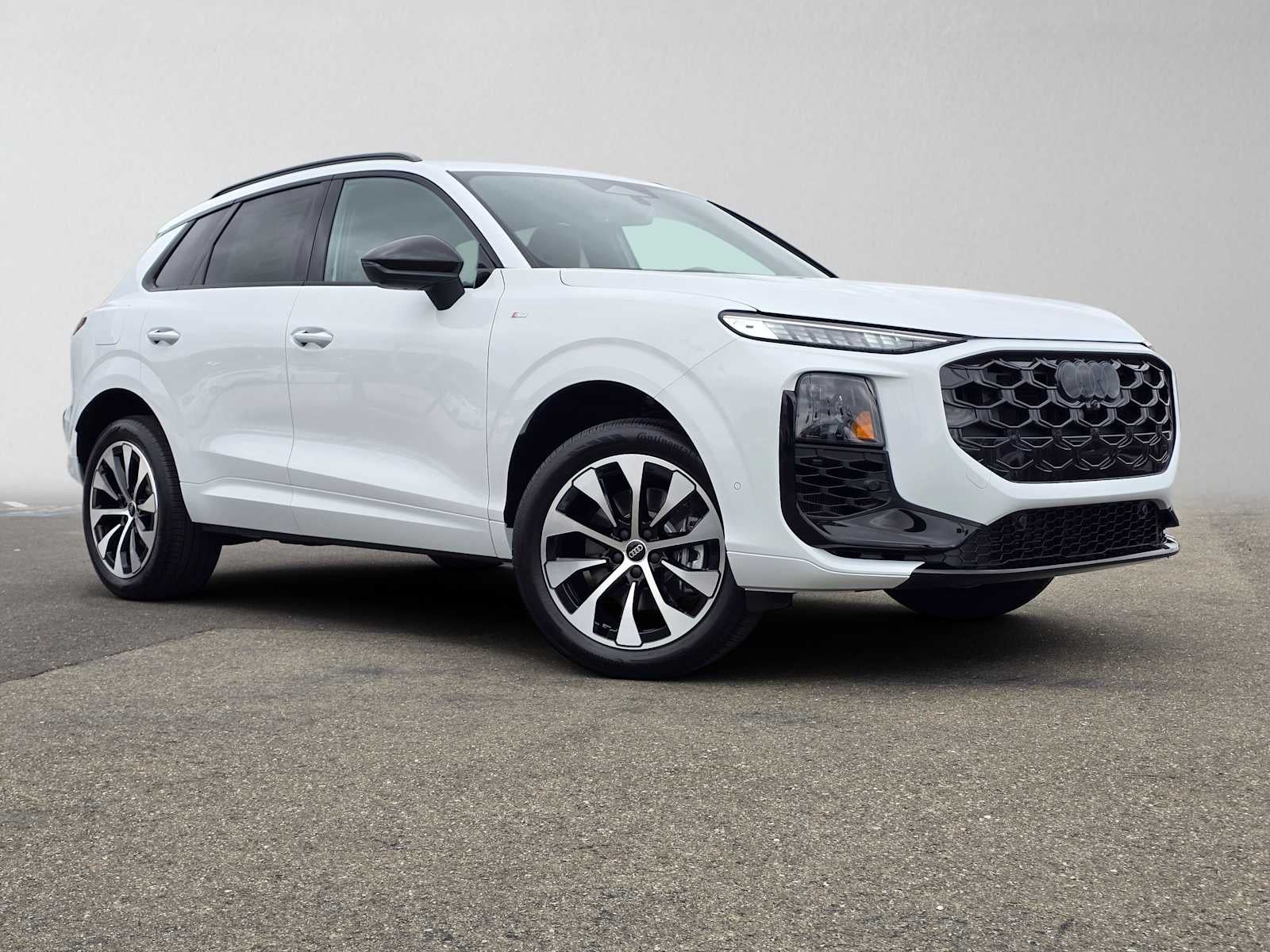 2026 Audi Q3 S line