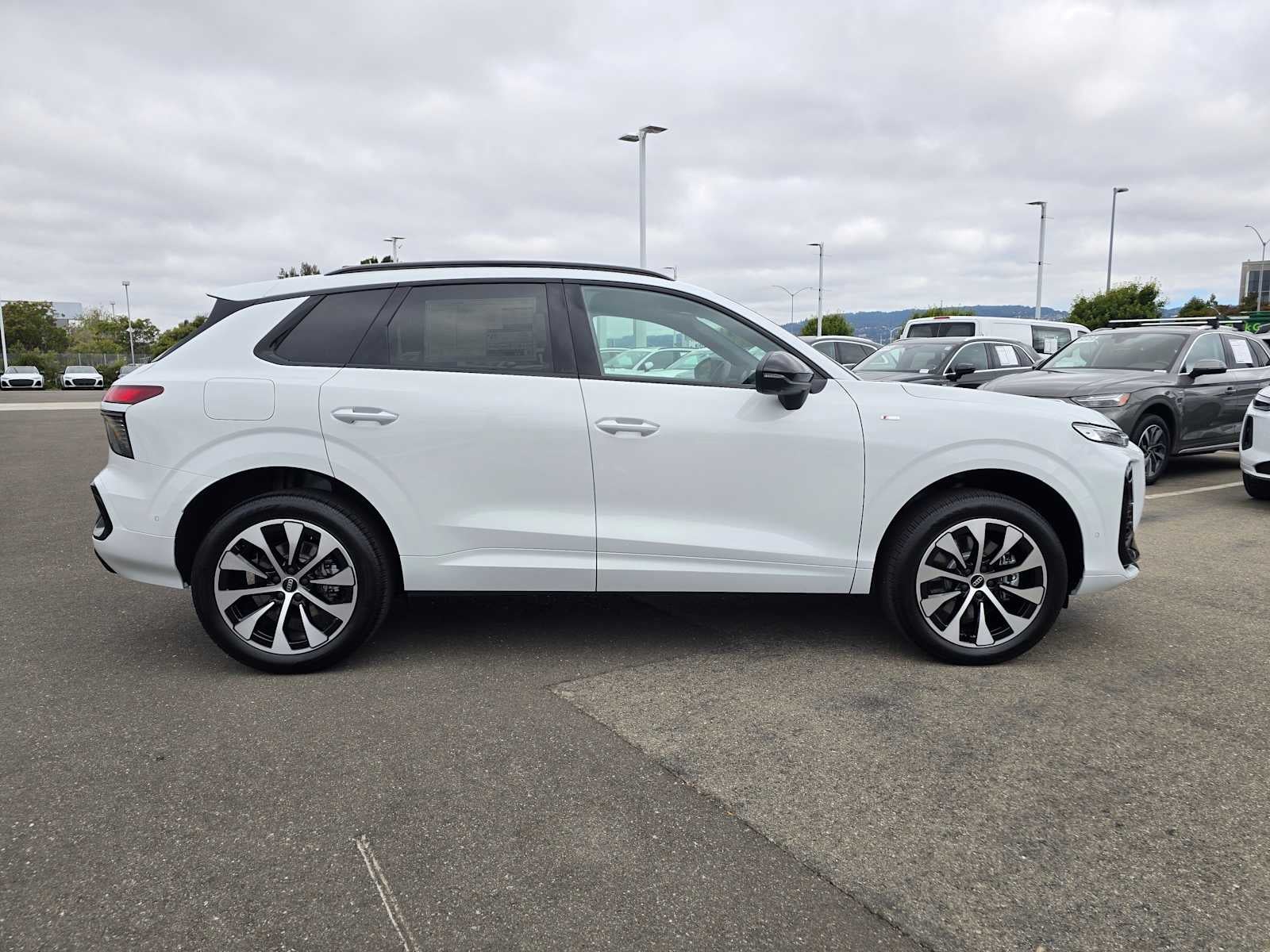 2026 Audi Q3 S line
