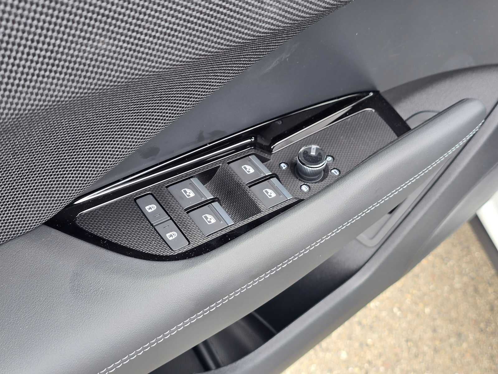 2026 Audi Q3 S line