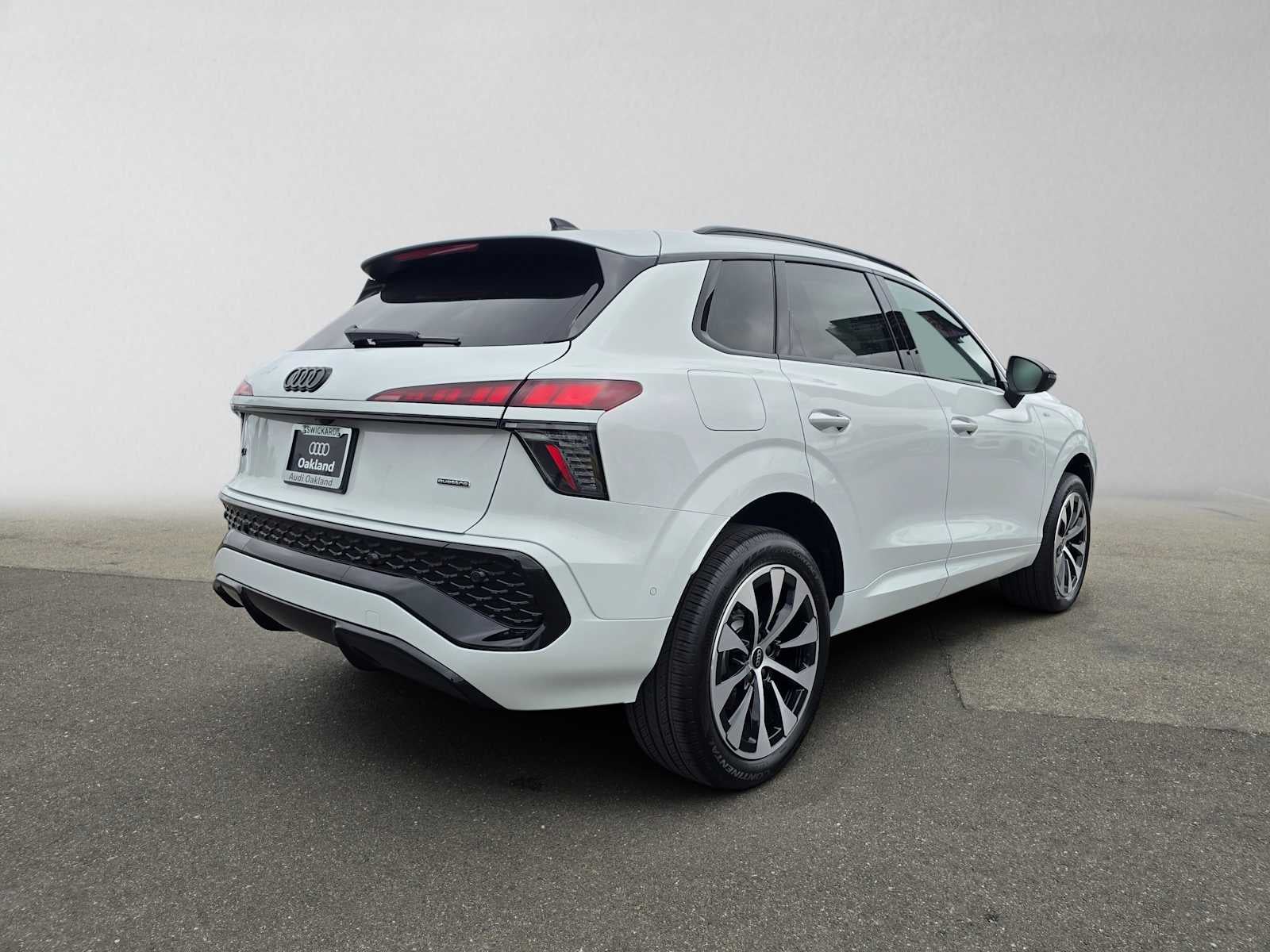2026 Audi Q3 S line