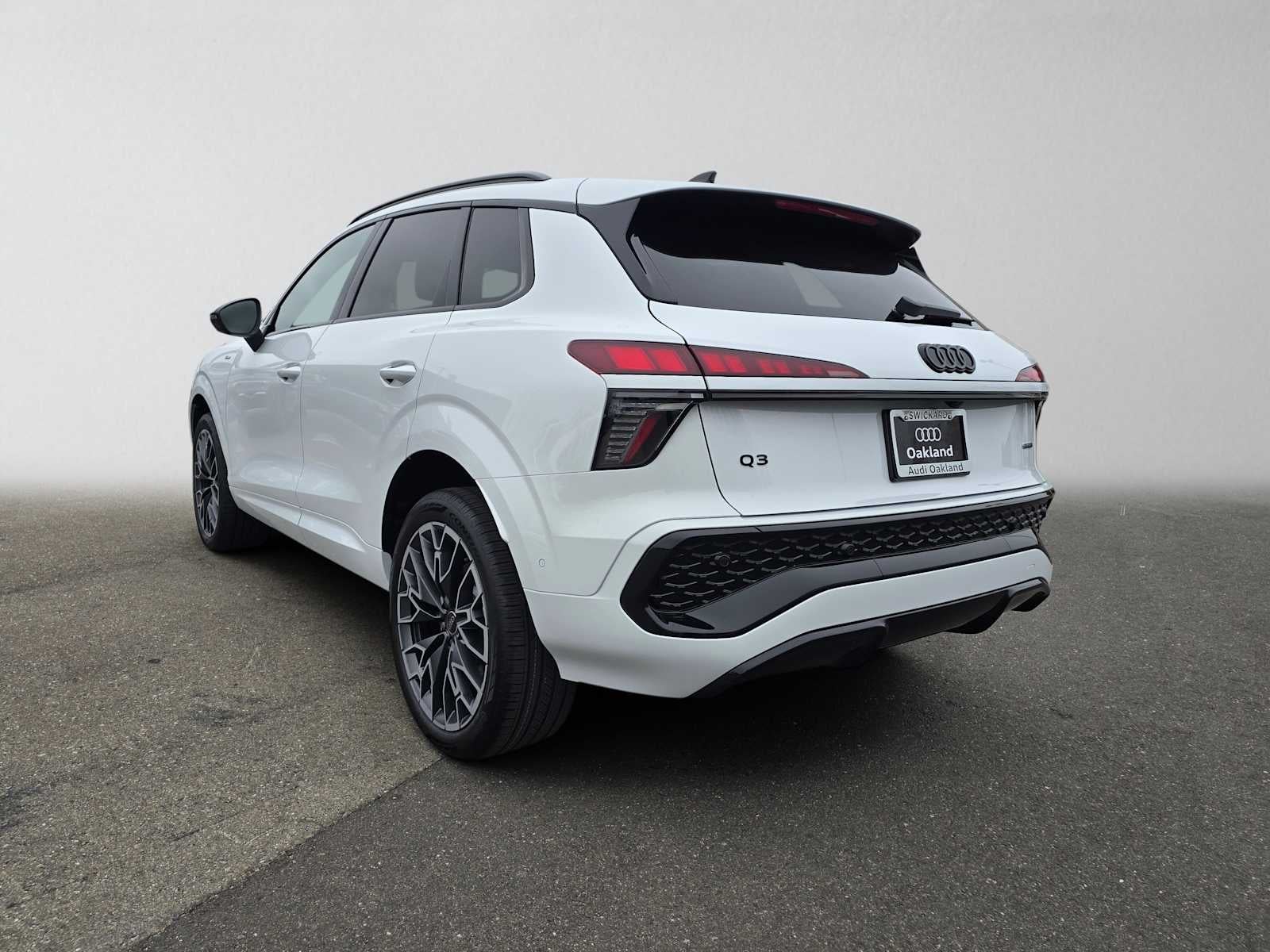 2026 Audi Q3 S line