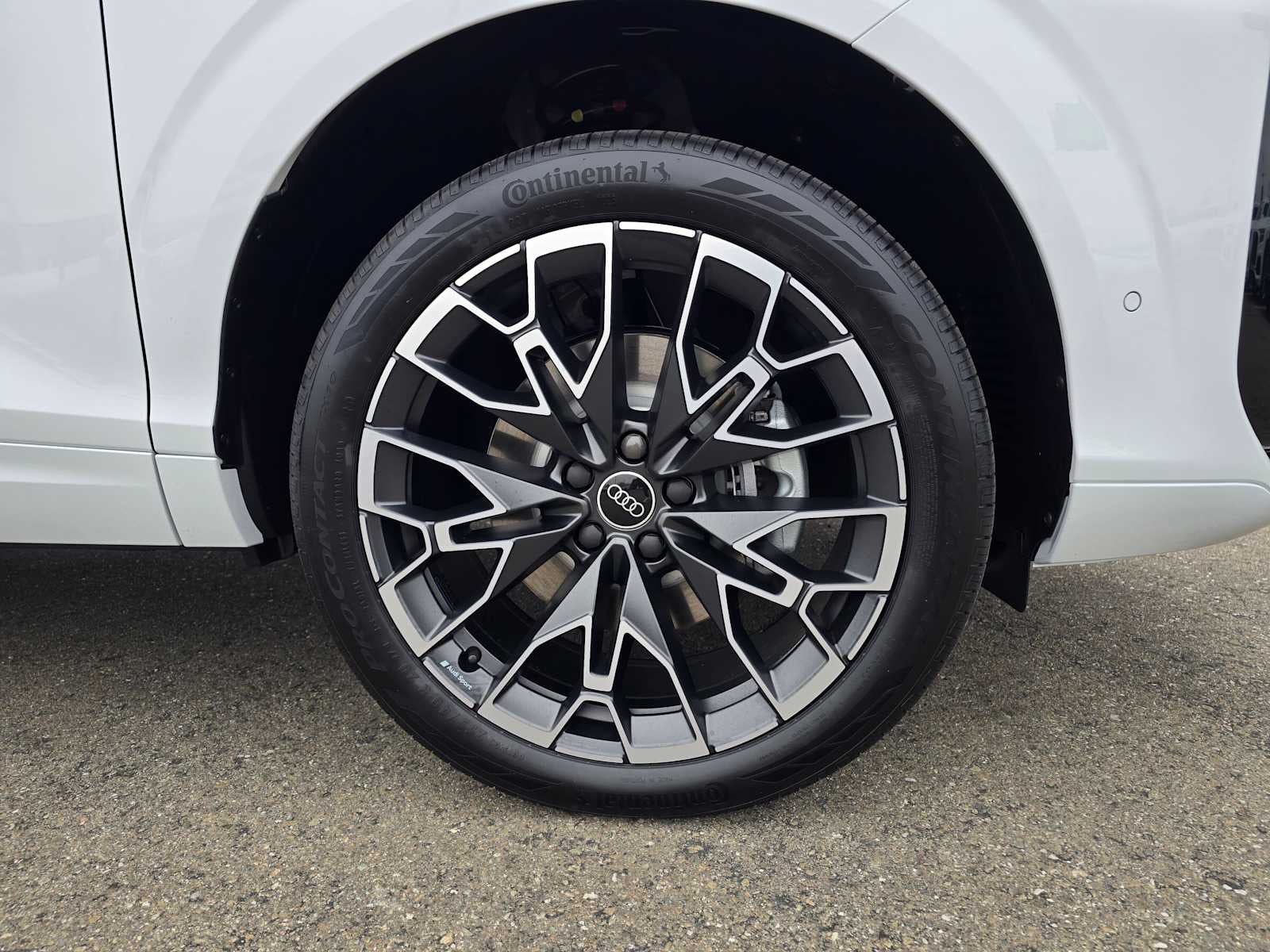 2026 Audi Q3 S line