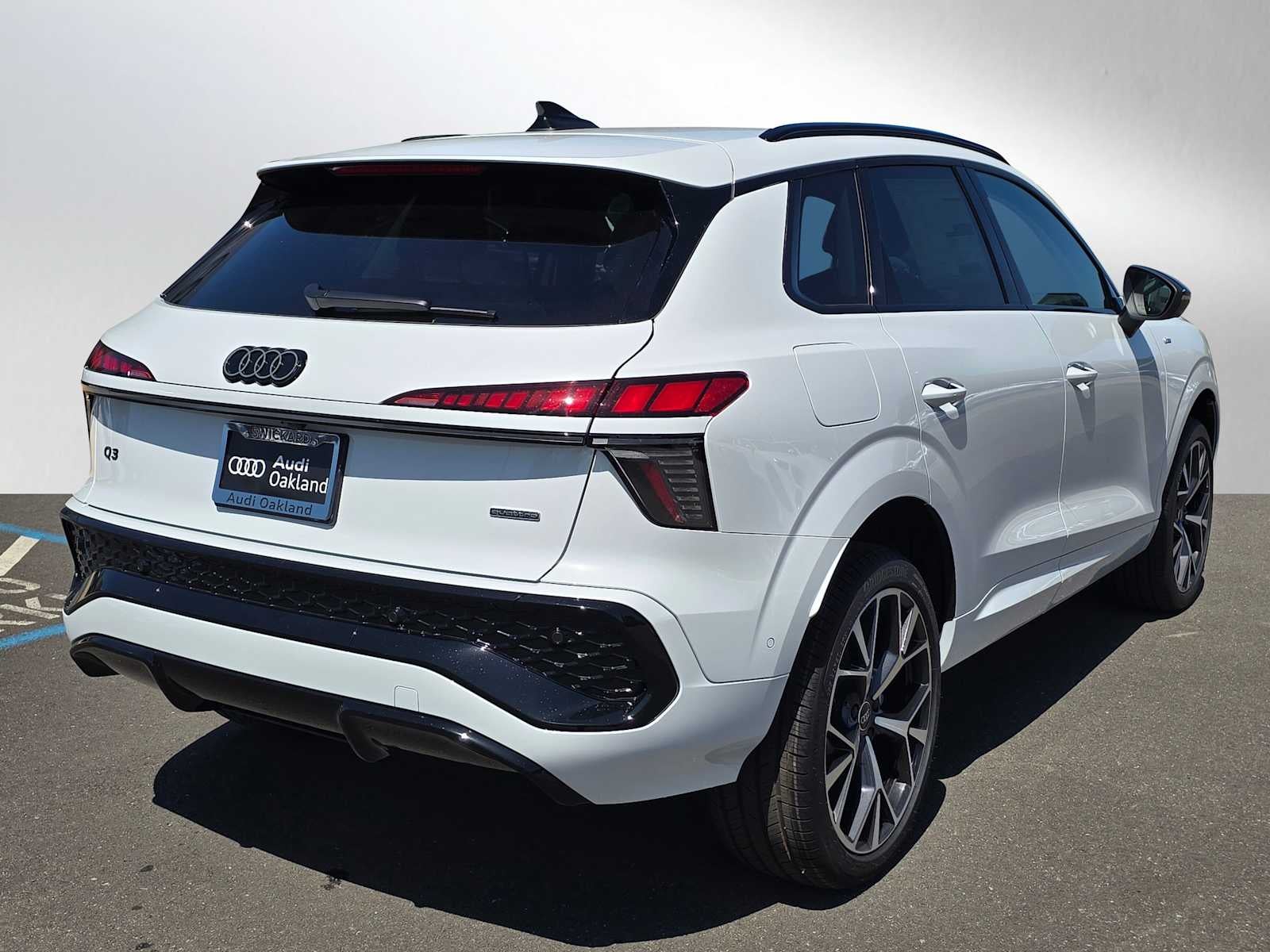 2026 Audi Q3 S line