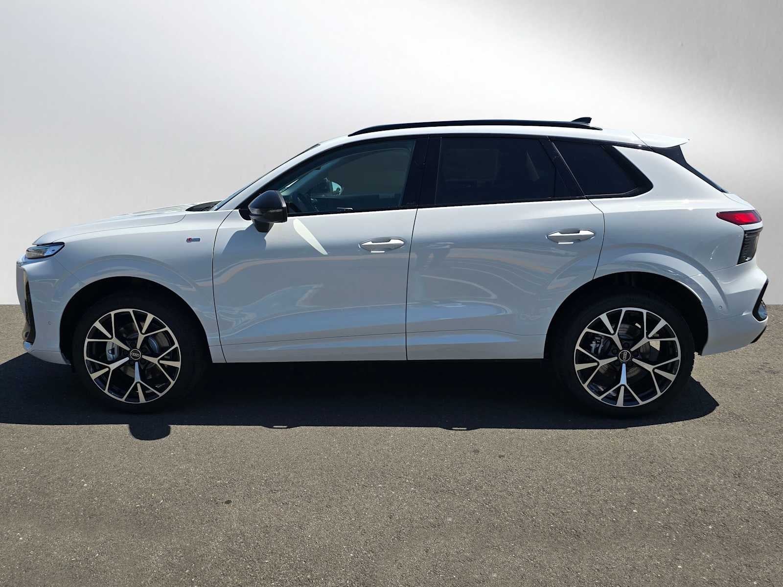 2026 Audi Q3 S line