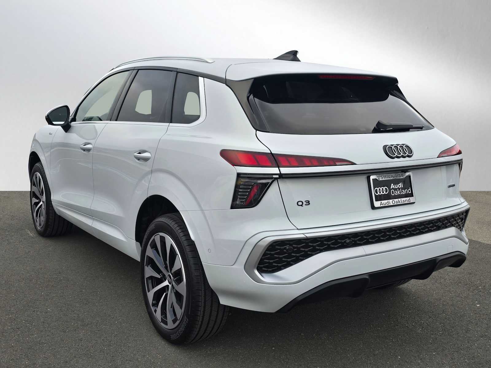 2026 Audi Q3 S line