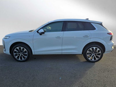2026 Audi Q3 S line