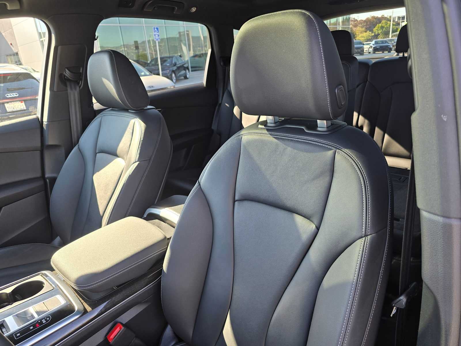 2025 Audi Q7 Premium