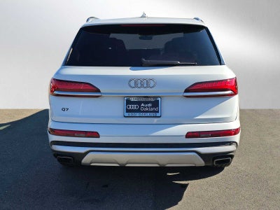 2025 Audi Q7 Premium