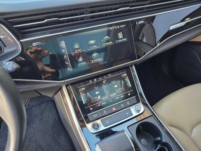 2023 Audi Q8 Premium