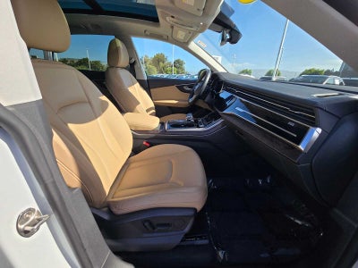 2023 Audi Q8 Premium