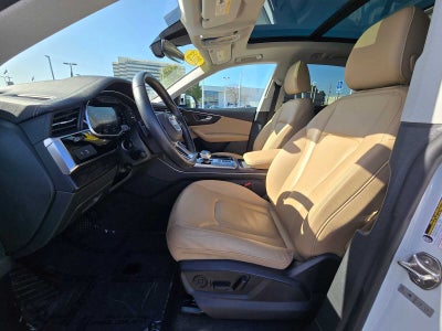 2023 Audi Q8 Premium