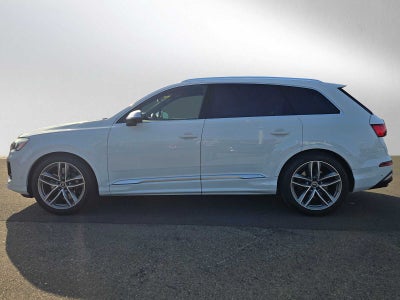 2025 Audi SQ7 Premium Plus