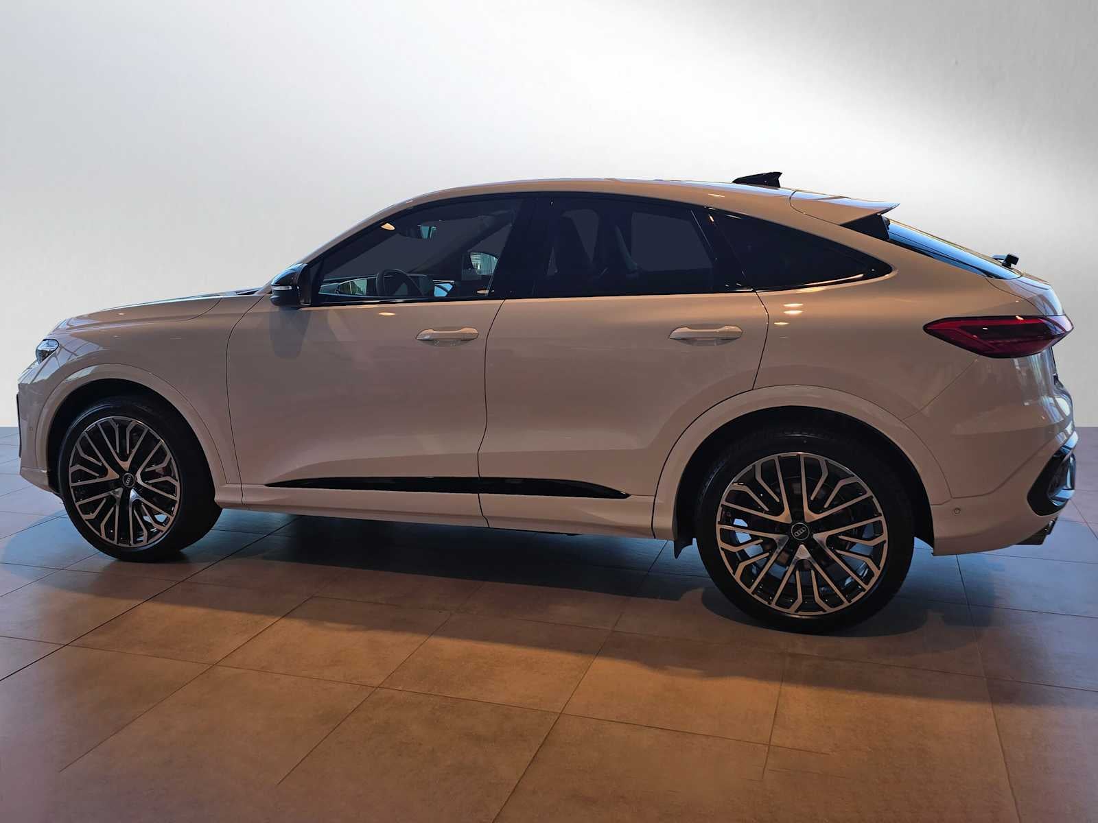 2025 Audi SQ5 Sportback Premium Plus