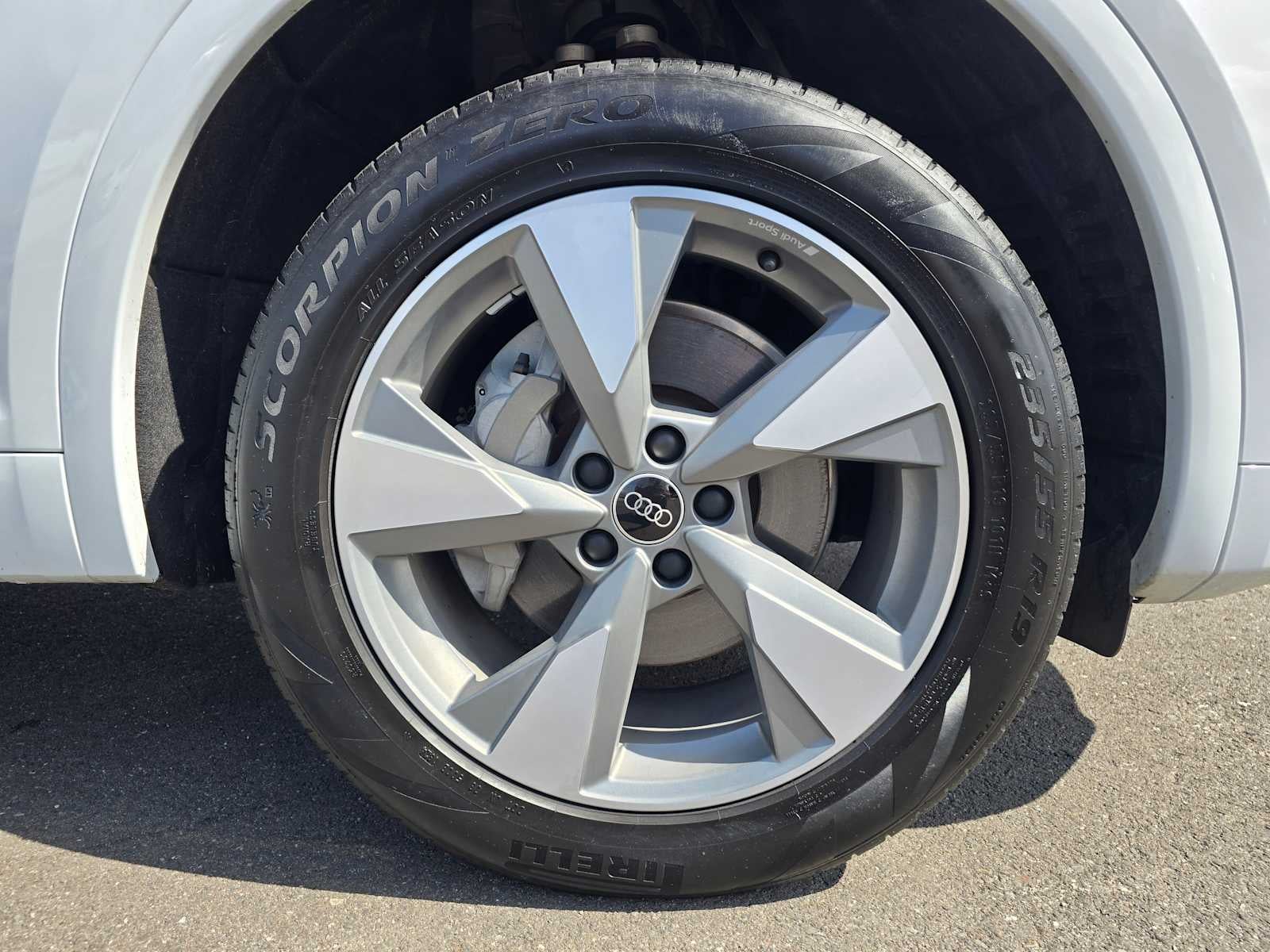 2024 Audi Q5 Premium Plus