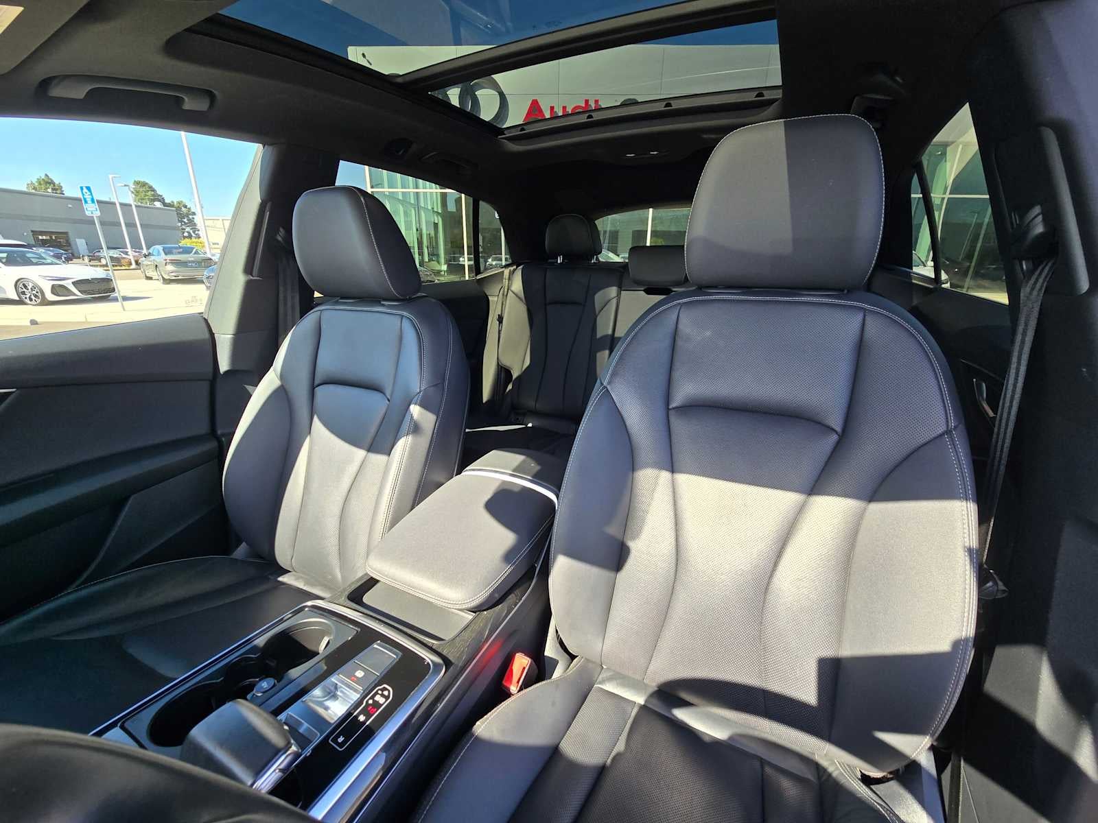 2019 Audi Q8 Premium Plus