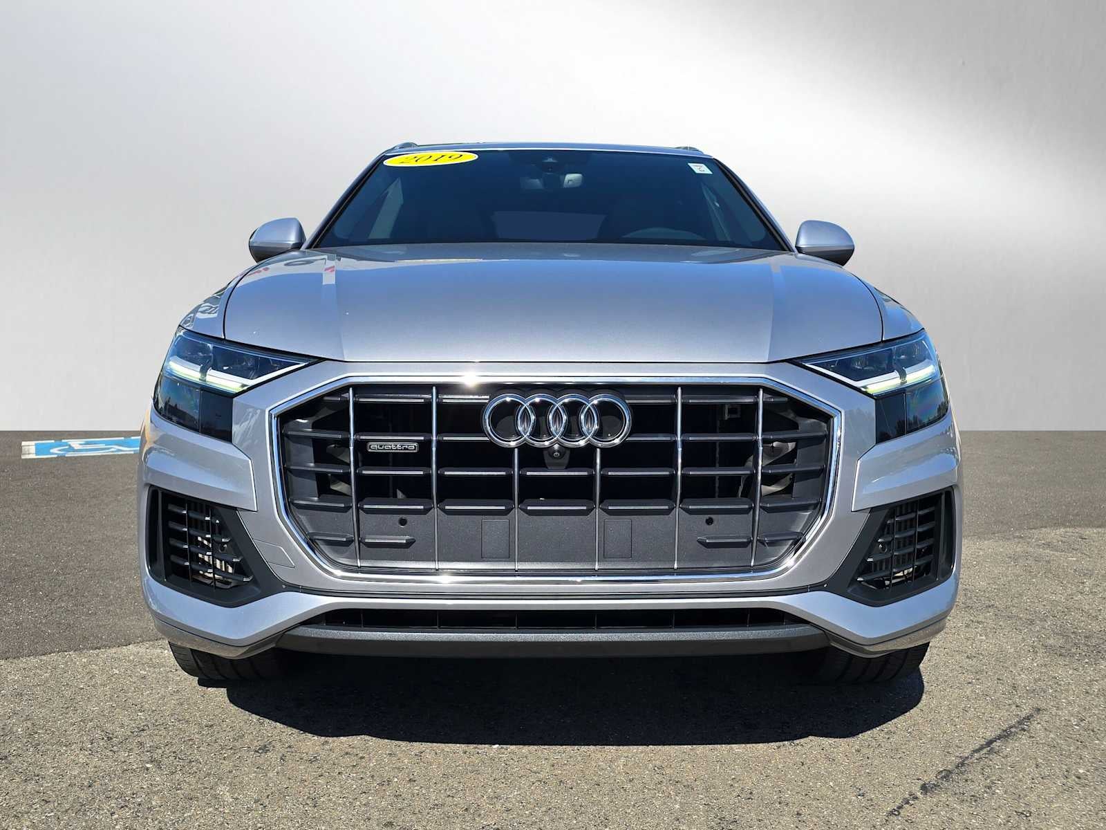 2019 Audi Q8 Premium Plus