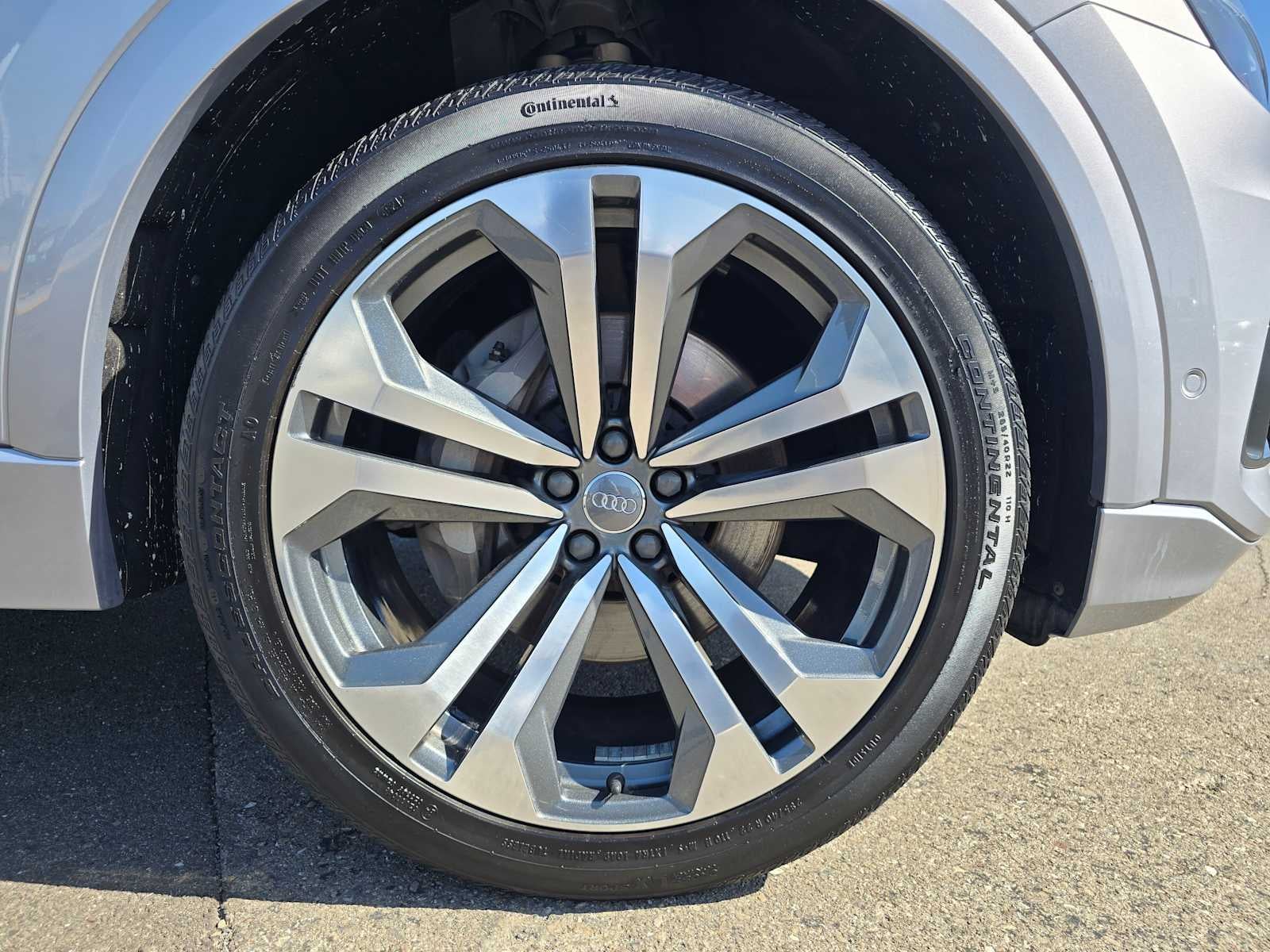 2019 Audi Q8 Premium Plus