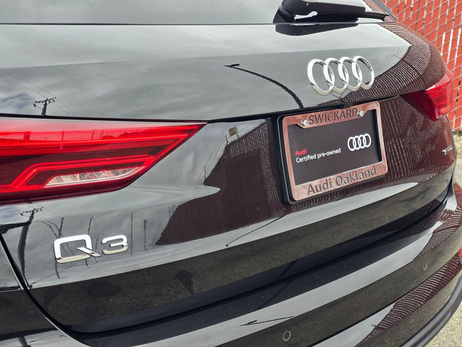 2023 Audi Q3 S line Premium