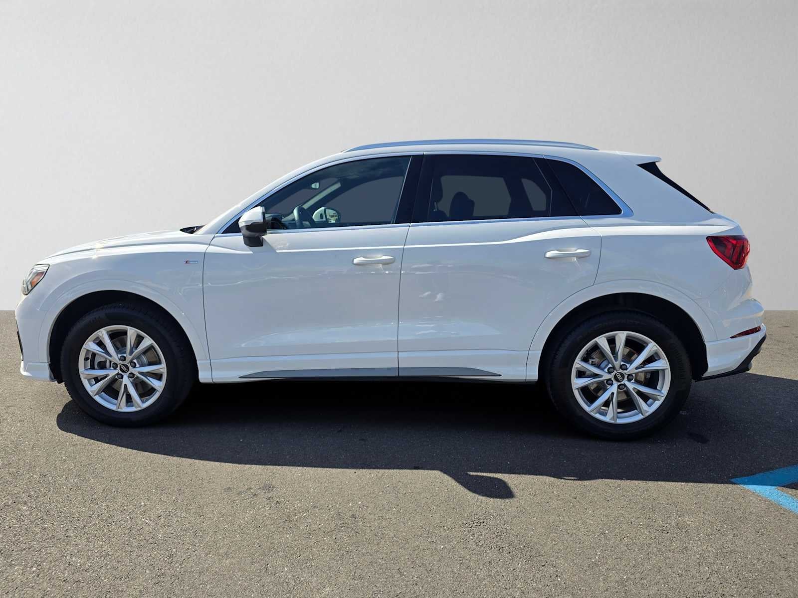 2025 Audi Q3 S line Premium