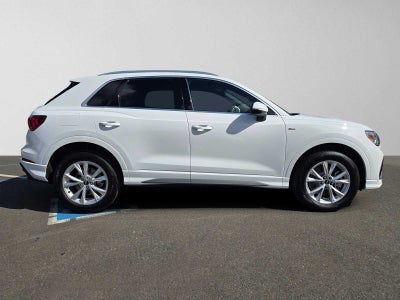 2025 Audi Q3 S line Premium