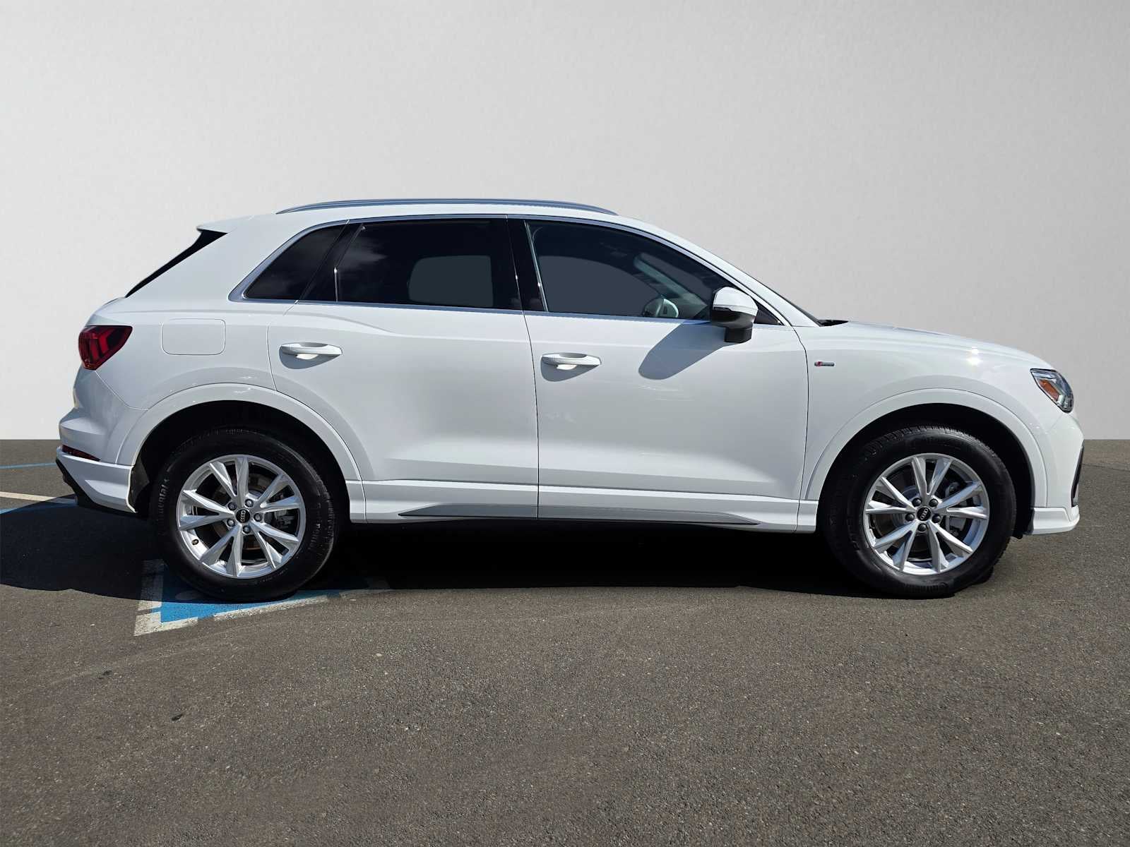 2025 Audi Q3 S line Premium