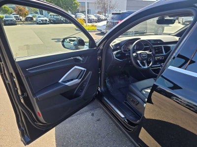 2025 Audi Q3 S line Premium