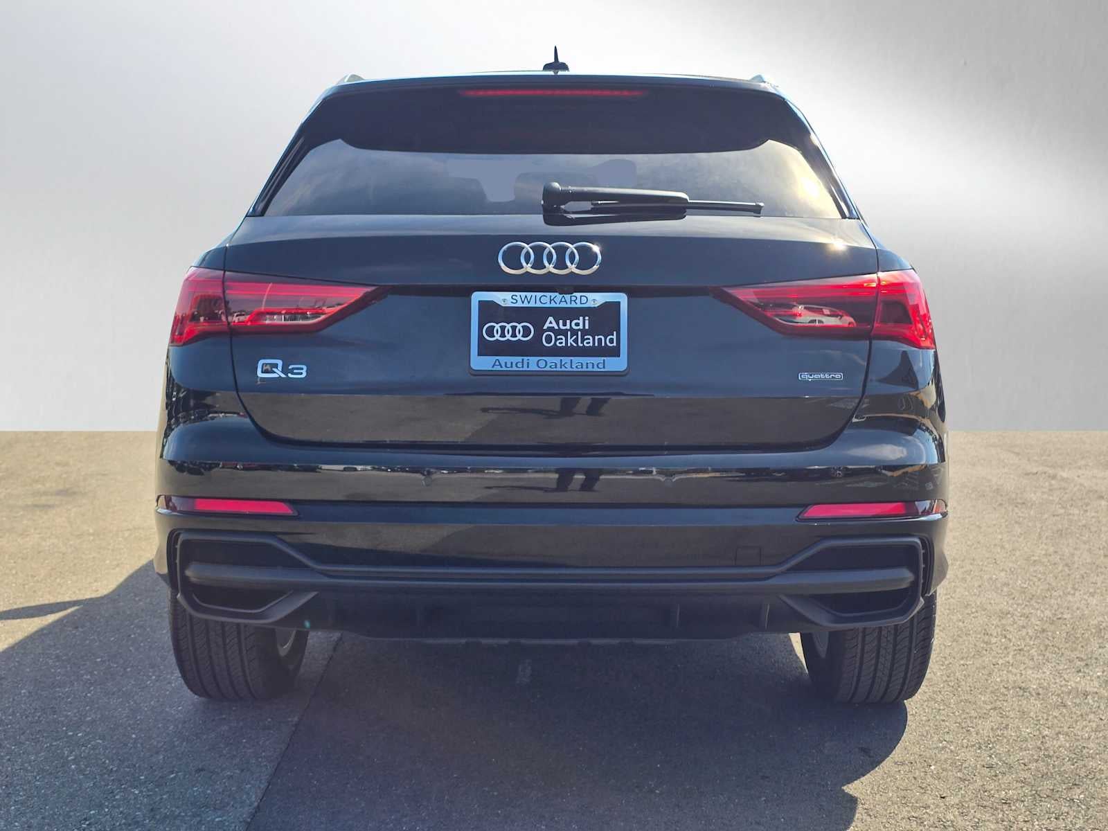 2025 Audi Q3 S line Premium