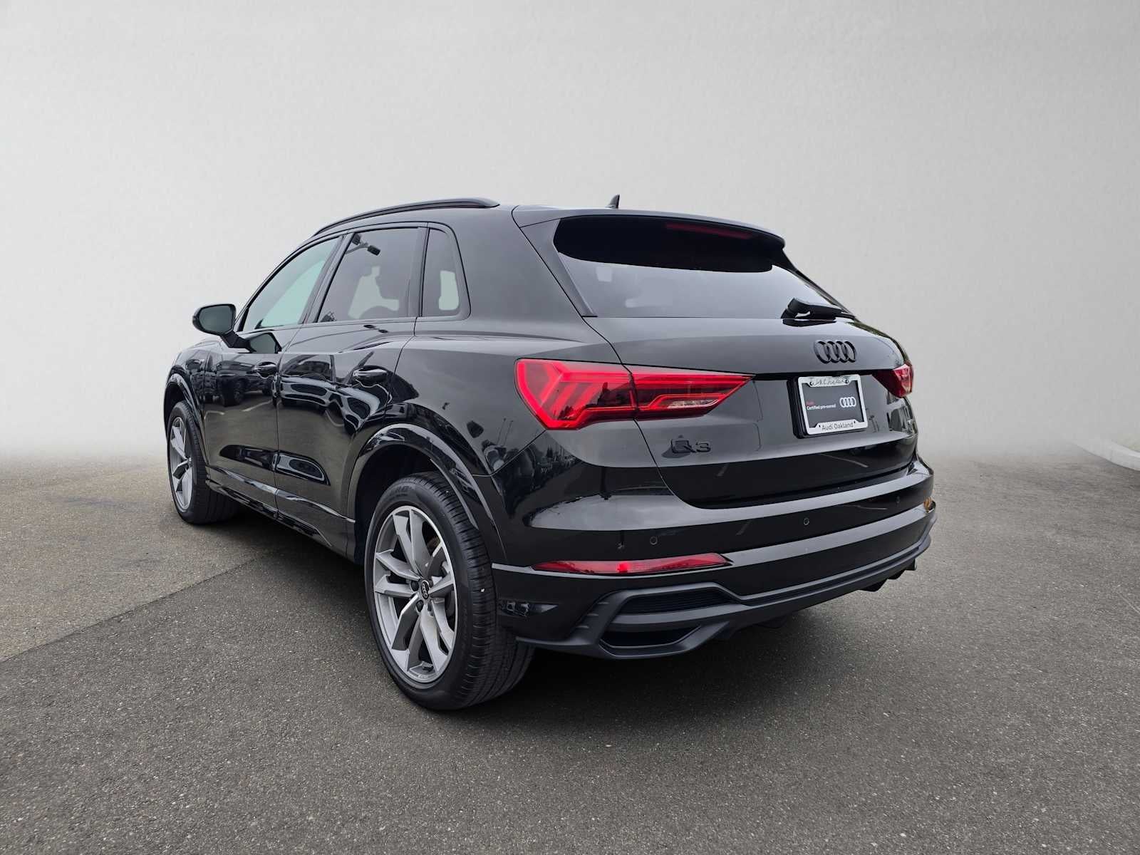 2025 Audi Q3 S line Premium